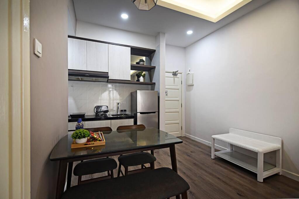 Instay Costa Mahkota Next To Mahkota Parade Malacca Exteriör bild